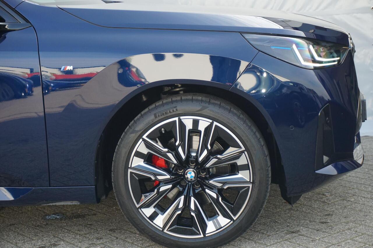 BMW X3 xDrive20i M Sport Pro | Trekhaak / Panoramadak / Stoelventilatie / Harman Kardon / Head-up / Rondomzicht camera / Cruise control adaptief