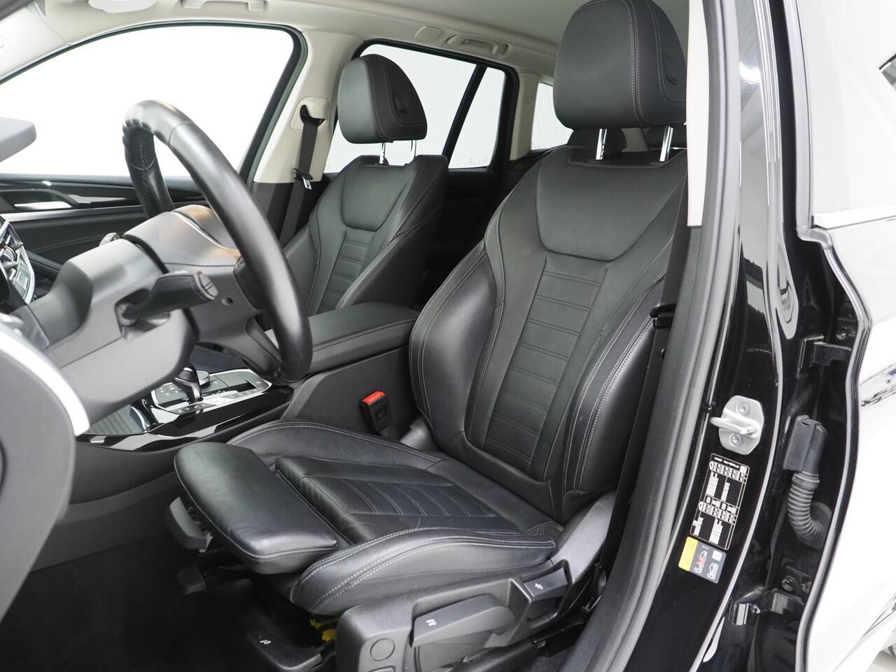 BMW X3 xDrive30e LCI 292PK | Leder | Sportstoelen | 360 | Stoelverwarming | DAB | Carplay
