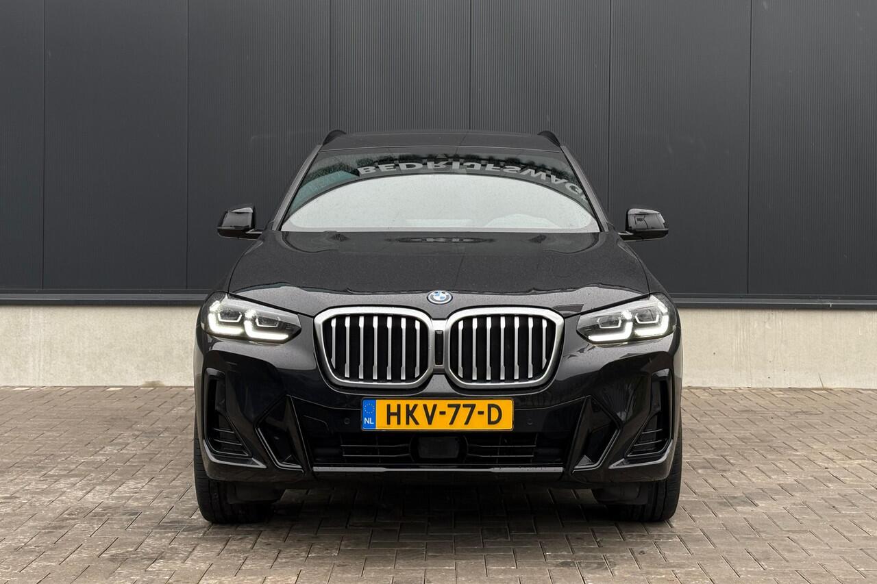 BMW X3 xDrive30e M-Sport - Schaalstoelen - Pano - Harman Kardon - HUD - LED - Memory - Rijklaar
