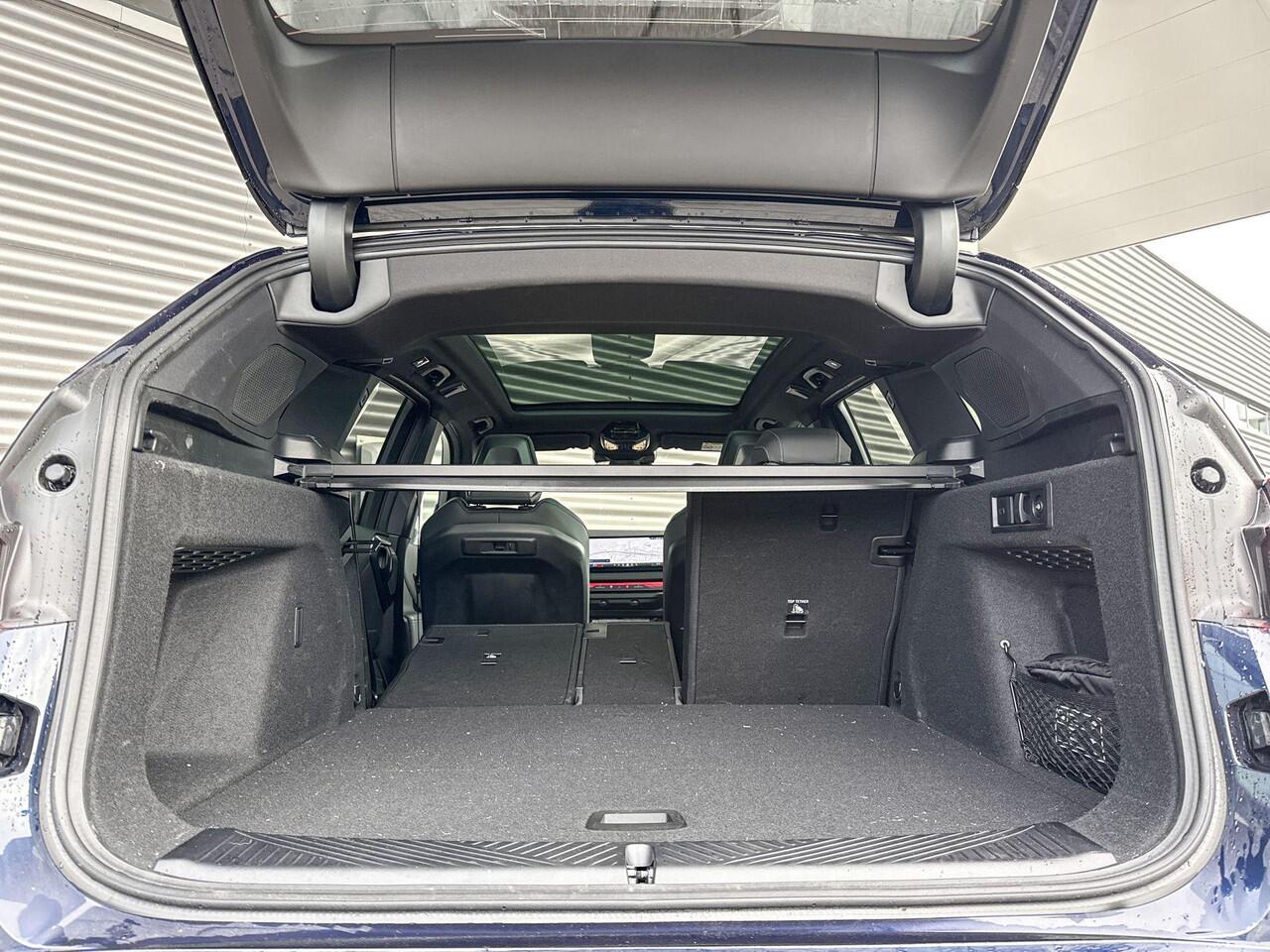 BMW X3 20 xDrive M Sportpakket / Professional Pack / Premium Pack / Trekhaak / Panoramadak / Driving Assistant Professional / Harman Kardon