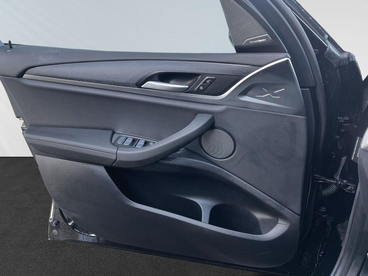 BMW X3 xDrive20d 190 PK ACC Live Cockpit Sportstoelen Harman Kardon Stoelverwarming Stuurverwarming 18 Inch