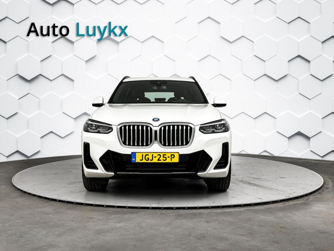BMW X3 xDrive30e M-Sport | BLACK FRIDAY WEEKEND DEAL | 19'' L.M. Velgen | Lederen Bekleding | Elektrische Achterklep