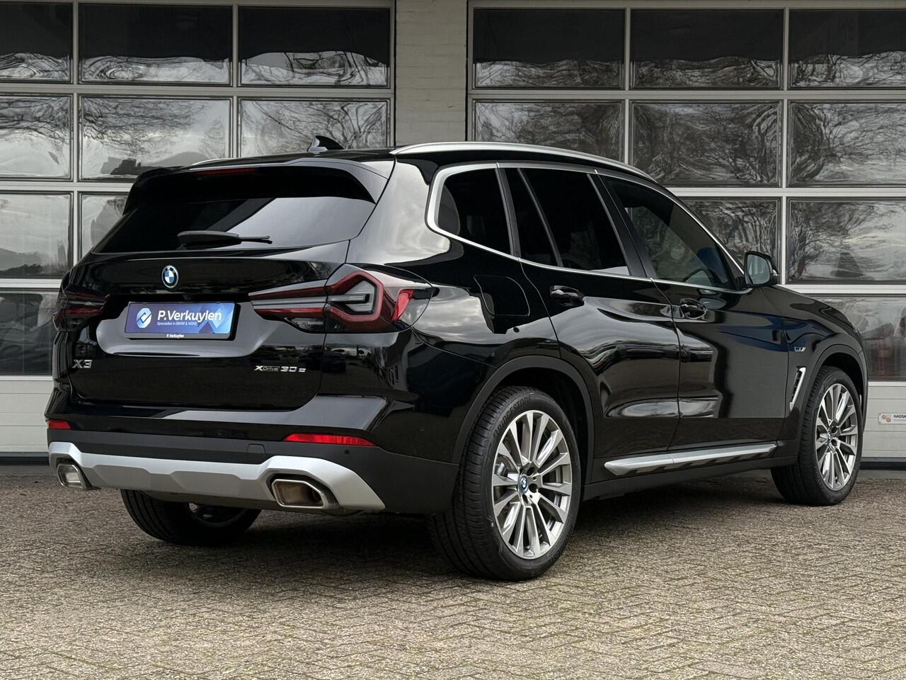 BMW X3 xDrive30e LCI | SPORTSTOELEN | LEDER | PANORAMADAK | CAMERA | BMW LIVE COCKPIT | 20 INCH LM VELGEN |