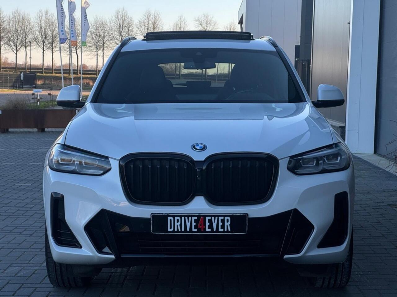 BMW X3 xDrive30e M PACK M2023 PANO CLIMATE NAVI CAMERA SPORTVELGEN