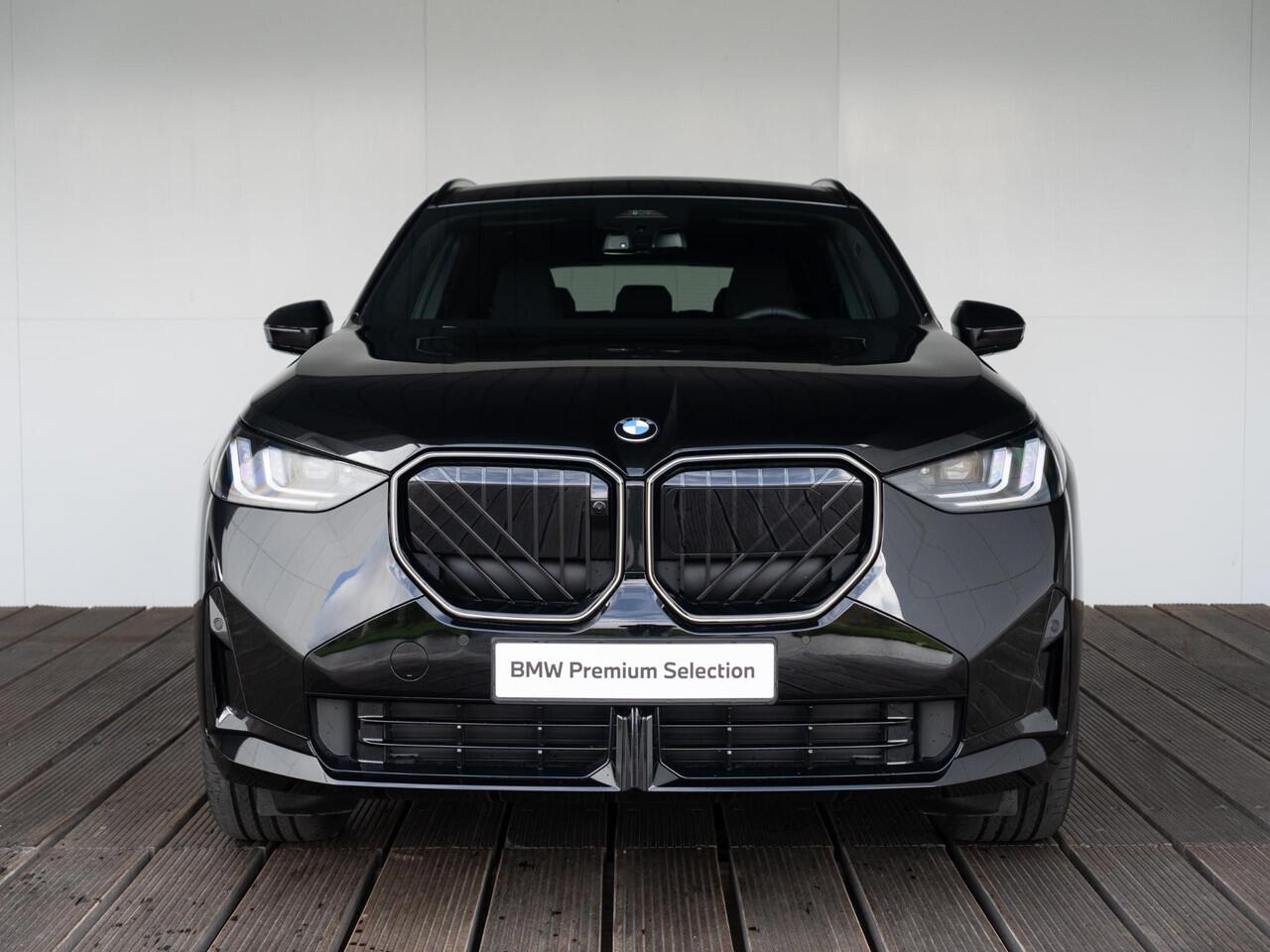 BMW X3 30e xDrive | M Sportpakket Pro | Comfort Pack | Comfort Access | Panoramadak | Stoelverwarming | Harman Kardon | 20''