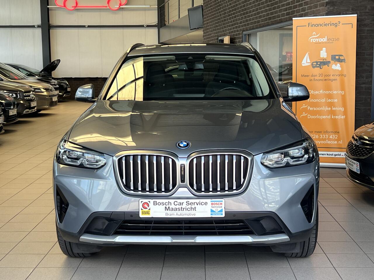 BMW X3 xDrive30e Executive | LCI | PANO | Camera | M-sport stoelen | Interesse, Proefrit? Bel of app met: 06-24 28 28 42
