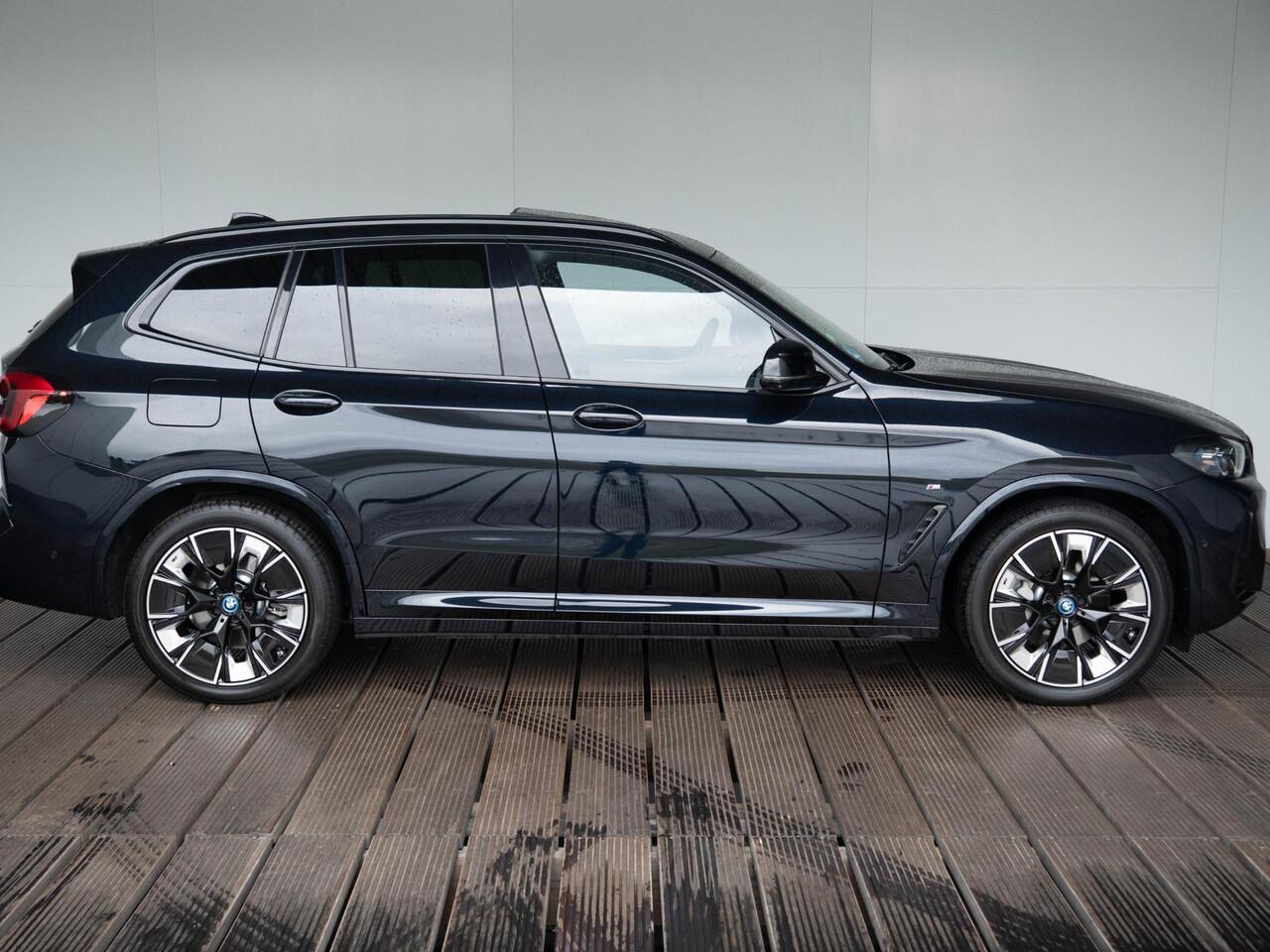 BMW X3 iX3 | High Executive | Parking Pack | Comfort Access | Stoelverwarming | Head-Up Display | Harman Kardon | 20''