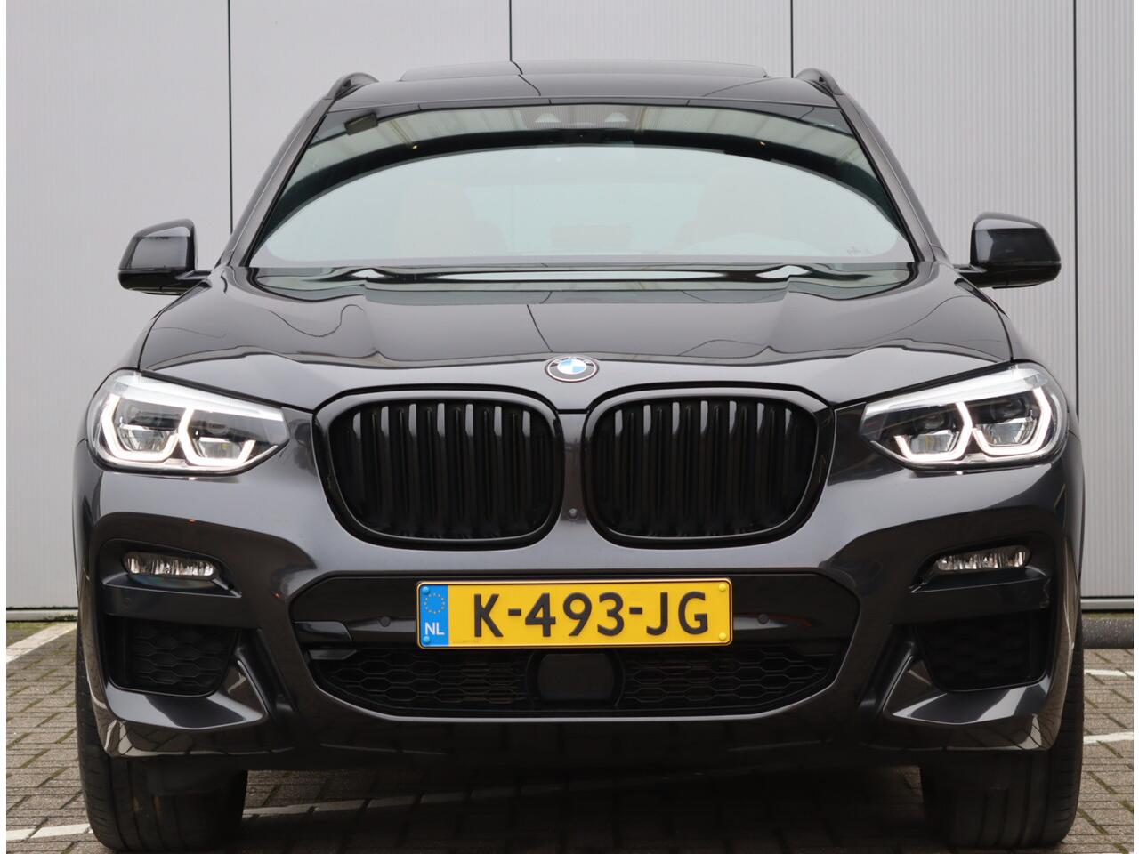 BMW X3 xDrive30e M-Sport | Pano | Trekhaak | Leder | Head-up | 85,4% SOH