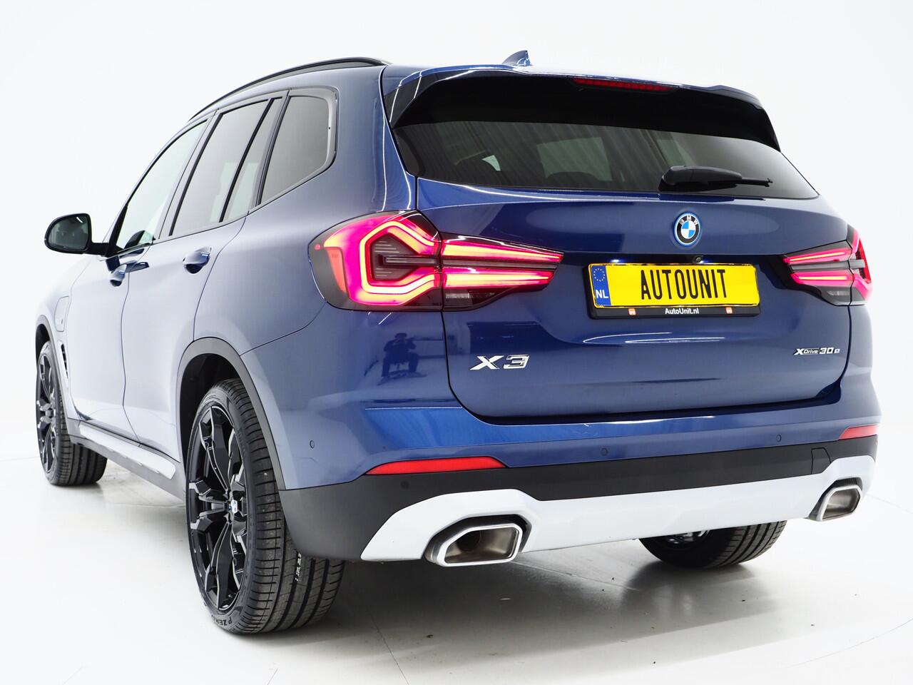 BMW X3 xDrive30e LCI High Executive | Leder | Sportstoelen | 360 | Virtual | Sfeerverlichting | DAB | Carplay