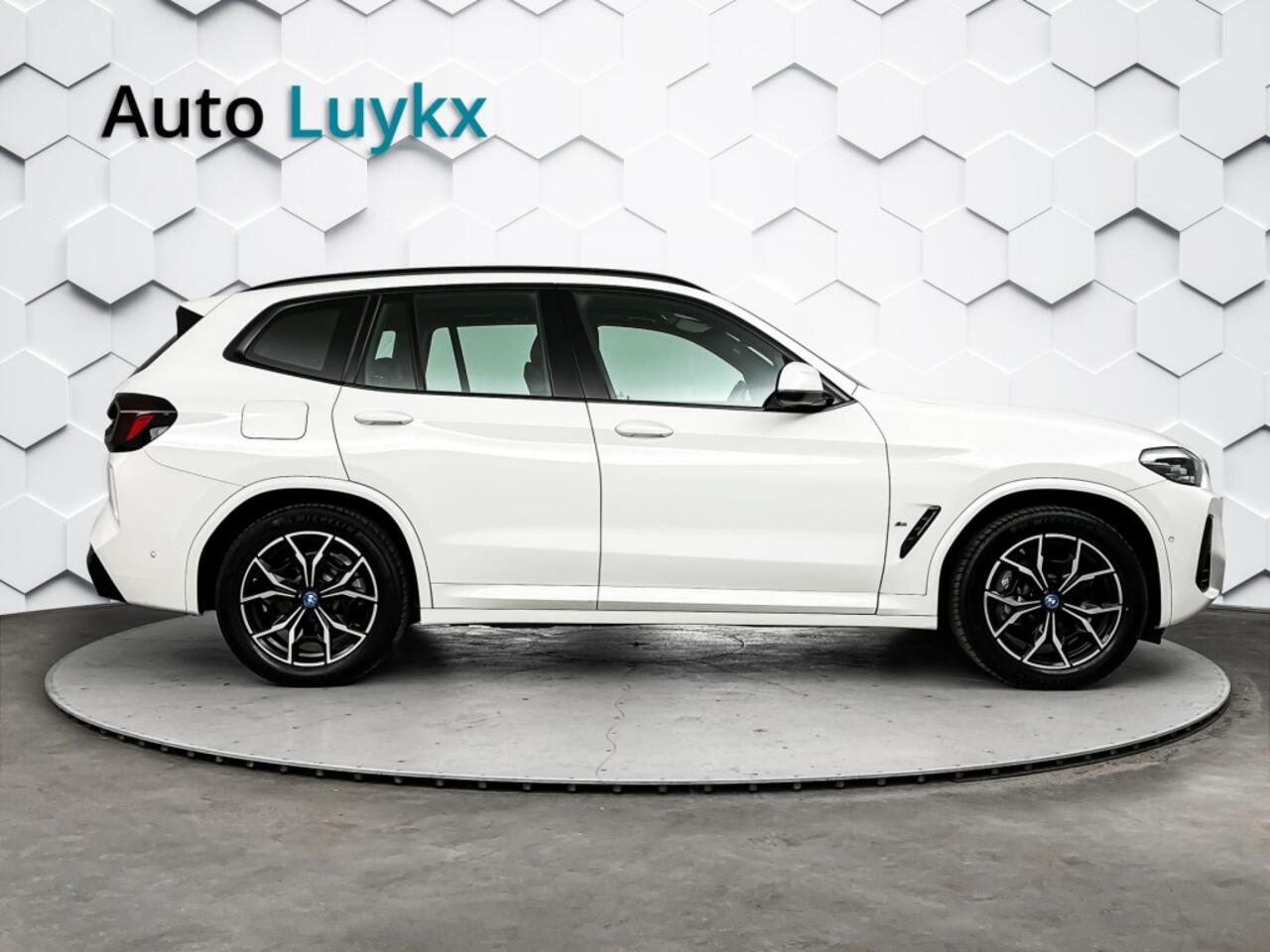 BMW X3 xDrive30e M-Sport | BLACK FRIDAY WEEKEND DEAL | 19'' L.M. Velgen | Lederen Bekleding | Elektrische Achterklep