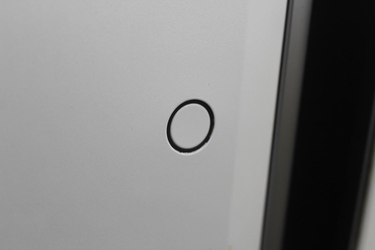 BMW X3 iX3 Executive 80 kWh | Incl. 12 maanden garantie | SOH 99% | Panorama dak | Stoelverwarming | Navigatie | Cruise control | Climate control | DAB | Apple carplay/Android auto | Lichtmetalen velgen | Parkeersensoren | Achteruitrijcamera | Dodehoek detectie