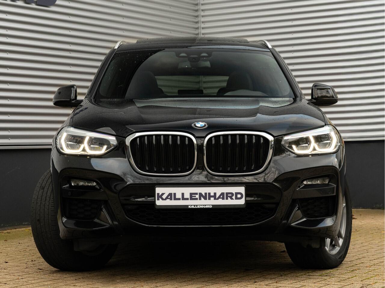 BMW X3 xDrive20i M-Sport - Pano - Trekhaak - Hifi - Adaptief LED