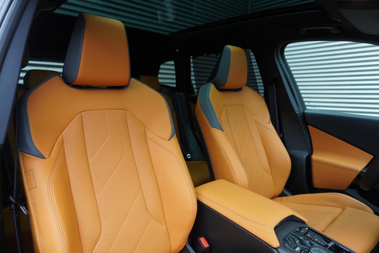 BMW X3 M50 M Sportpakket Pro | Glazen panoramadak | Driving Assistent Proffesional | Proffesional Pack | Comfort Pack