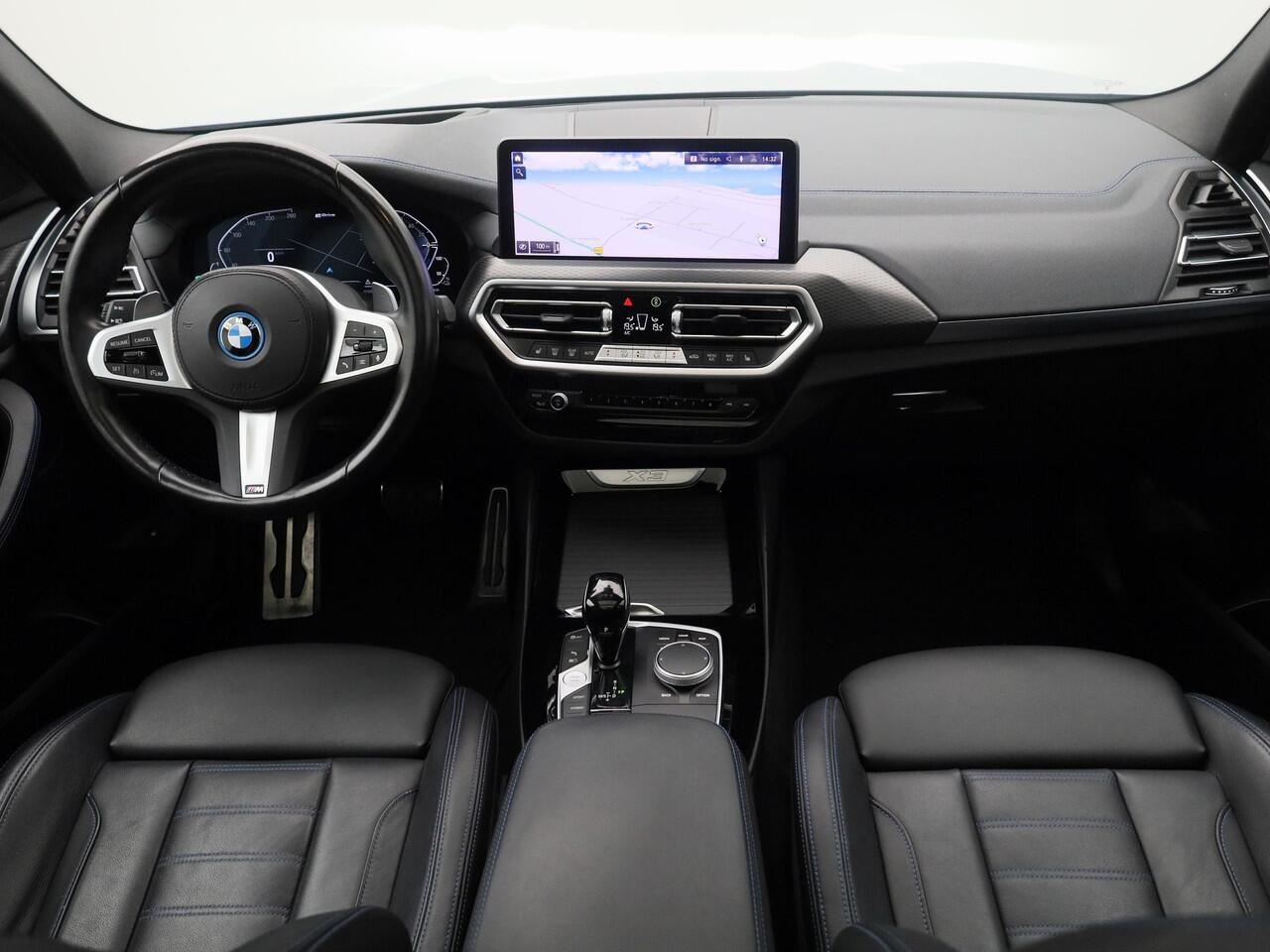 BMW X3 xDrive30e M-Sport | PANO | 360° | HUD | KEYLESS | STOELVERWARMING