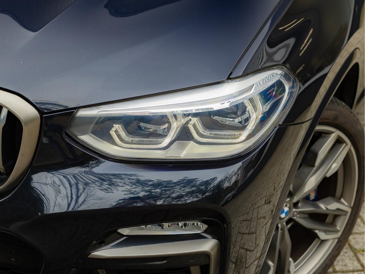BMW X3 M40i xDrive - Pano - Trekhaak - Memory - Harman Kardon - Standkachel