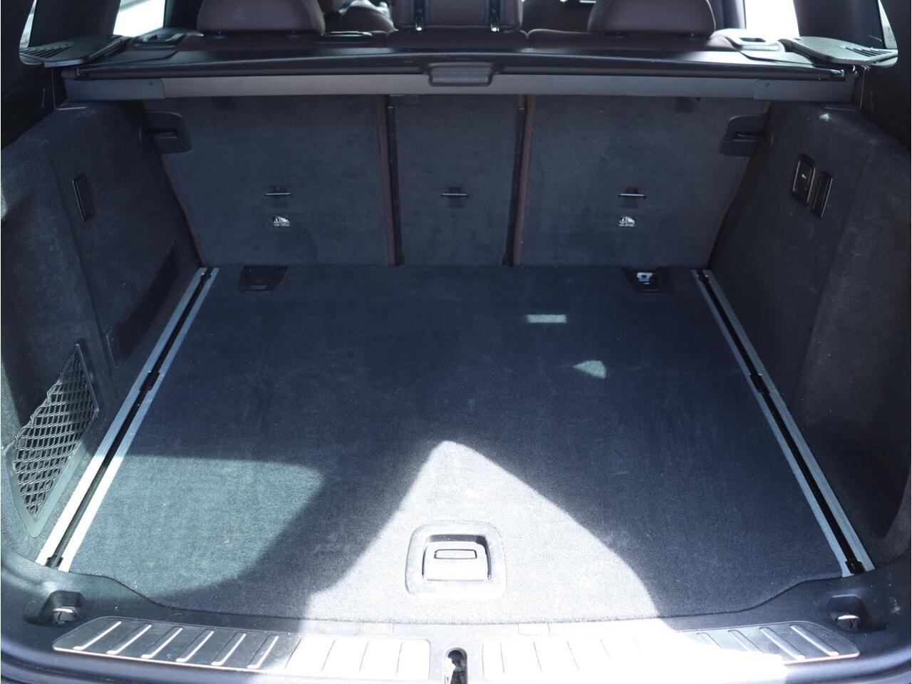 BMW X3 xDrive20i | High Executive | M Sportpakket | Trekhaak | Parking Pack | Audio Media Pack | Head-Up | Comfort Acces | Stuurwielverwarming | 20'' LMV