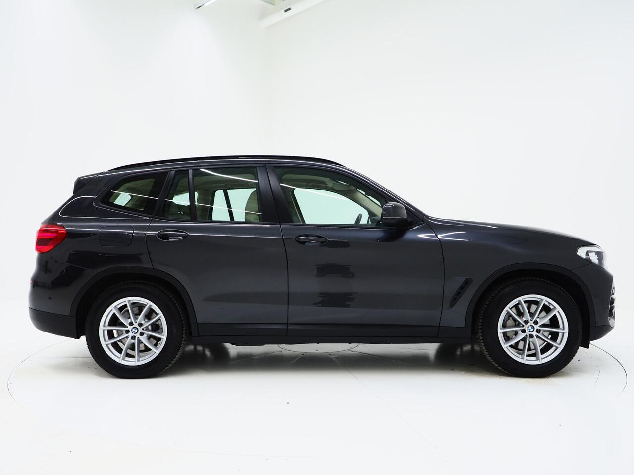 BMW X3 xDrive30e 292PK | Sportstoelen | Leder | Camera | Virtual | Stoelverwarming | DAB | Carplay