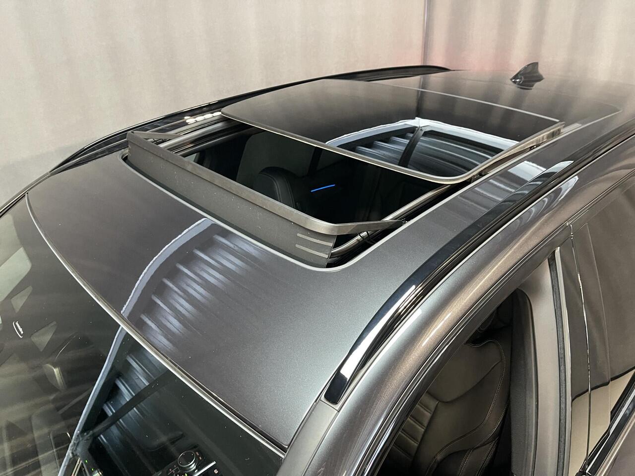 BMW X3 xDrive30e High Executive M Sport 19"/Leder/Panoramadak/Trekhaak/Keyless/Head-up/Stoelverwarming/Sfeerverlichting/Camera/Apple Carplay & Android Auto