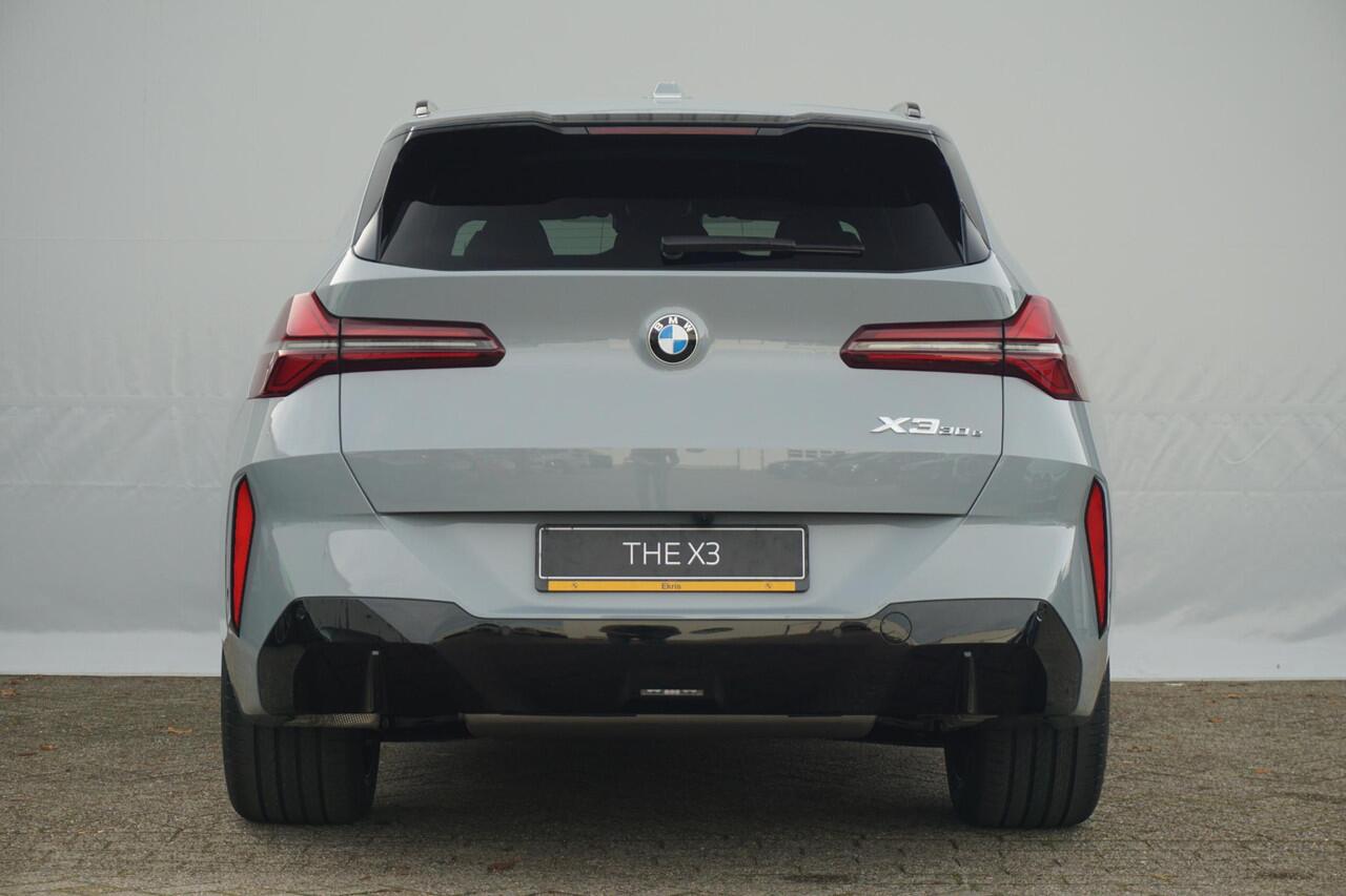 BMW X3 30e xDrive M Sportpakket Pro | Equipment Package Professional | Comfort Pakket