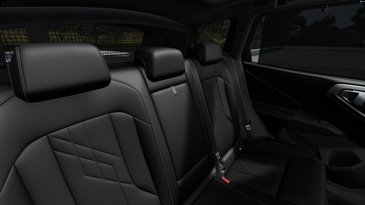 BMW X3 30e xDrive M Sport Automaat / Panoramadak / Trekhaak / Sportstoelen / Stoelventilatie / Comfort Access / Stoelverwarming / Adaptieve LED / Parking Assistant Plus / Harman Kardon