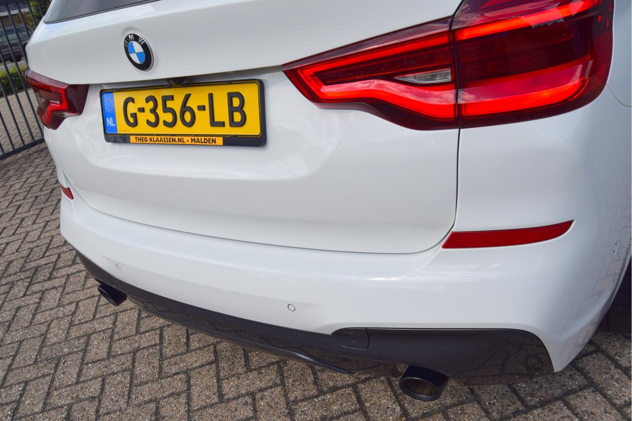 BMW X3 xDrive20i High Executive Edition M-Sport Panoramadak Trekhaak Head-Up