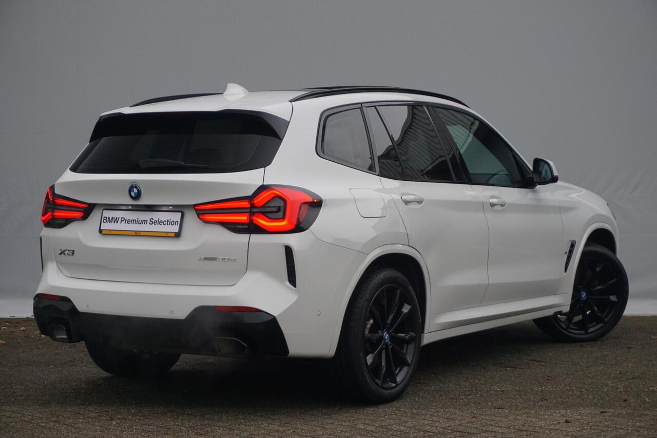 BMW X3 xDrive30e M Sportpakket 20'' / Panoramadak / Head-Up Display / HiFi System