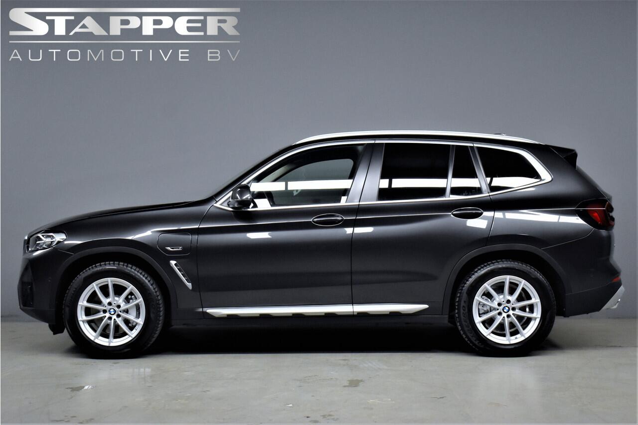 BMW X3 xDrive30e 292pk High Executive 1e Eig. Dealer OH Trekhaak/CarPlay/Camera/Navi/Led/Leer/Pdc/Lmv