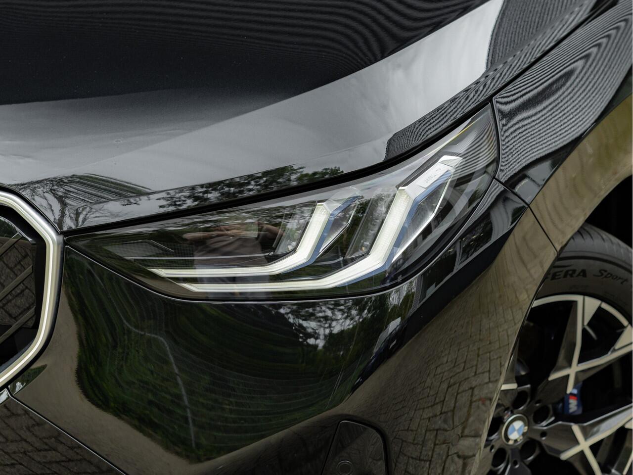 BMW X3 xDrive20i M-Sport - Driving + Parking Ass Plus - Harman Kardon - Stoelverwarming