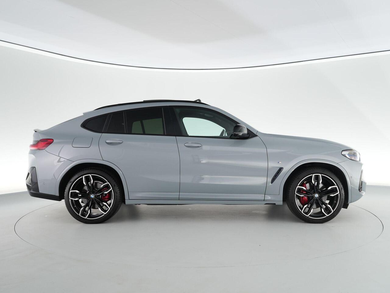 BMW X4 M40i xDrive 360pk High Executive |dealer onderhouden|M-sport|schuif/kantel dak|Harman&Kardon|Laser LED|memory|carbon interieur|trekhaak|shadow-line|Apple Carplay|21" lichtmetalen velgen|