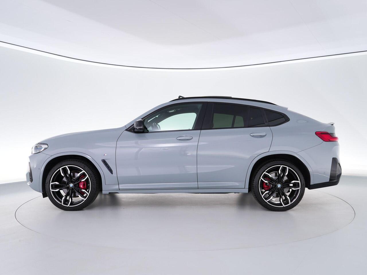 BMW X4 M40i xDrive 360pk High Executive |dealer onderhouden|M-sport|schuif/kantel dak|Harman&Kardon|Laser LED|memory|carbon interieur|trekhaak|shadow-line|Apple Carplay|21" lichtmetalen velgen|