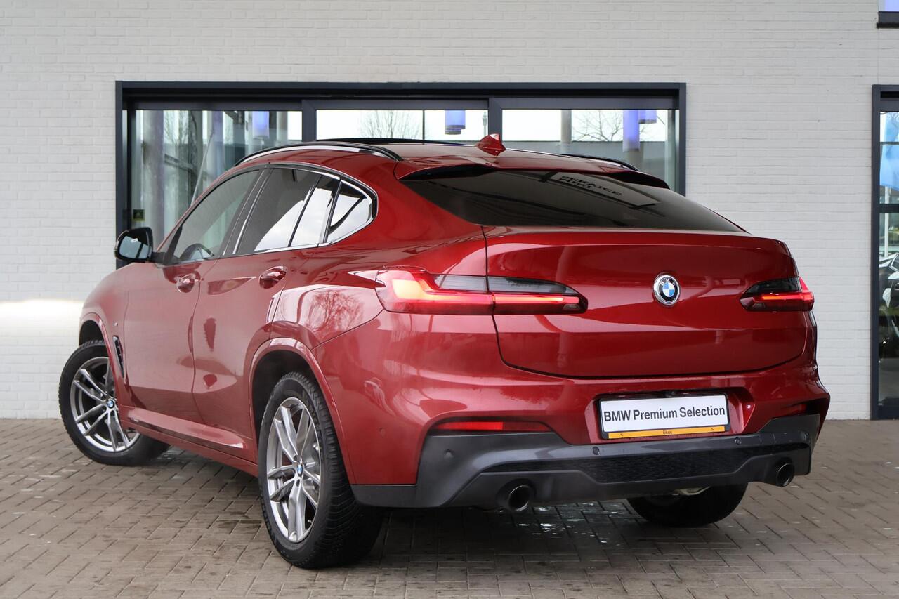 BMW X4 xDrive20i High Executive | M Sport | Trekhaak | Voorstoelen Verwarmd