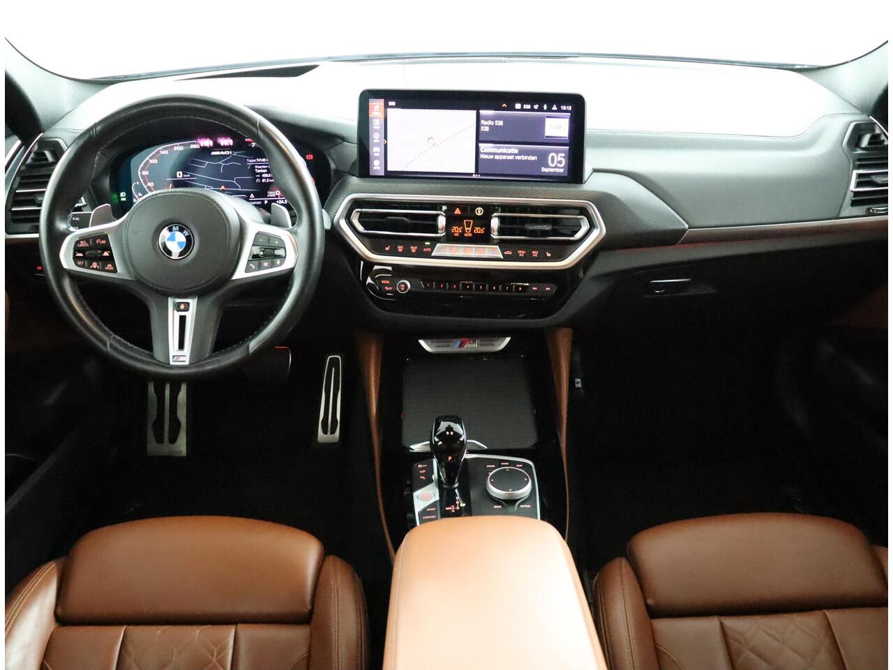 BMW X4 M40i Business Edition Plus | BMW Laserlight | Head-Up Display | Harman Kardon | Trekhaak | Adaptief M Onderstel | Verwarmde stoelen voor en achter