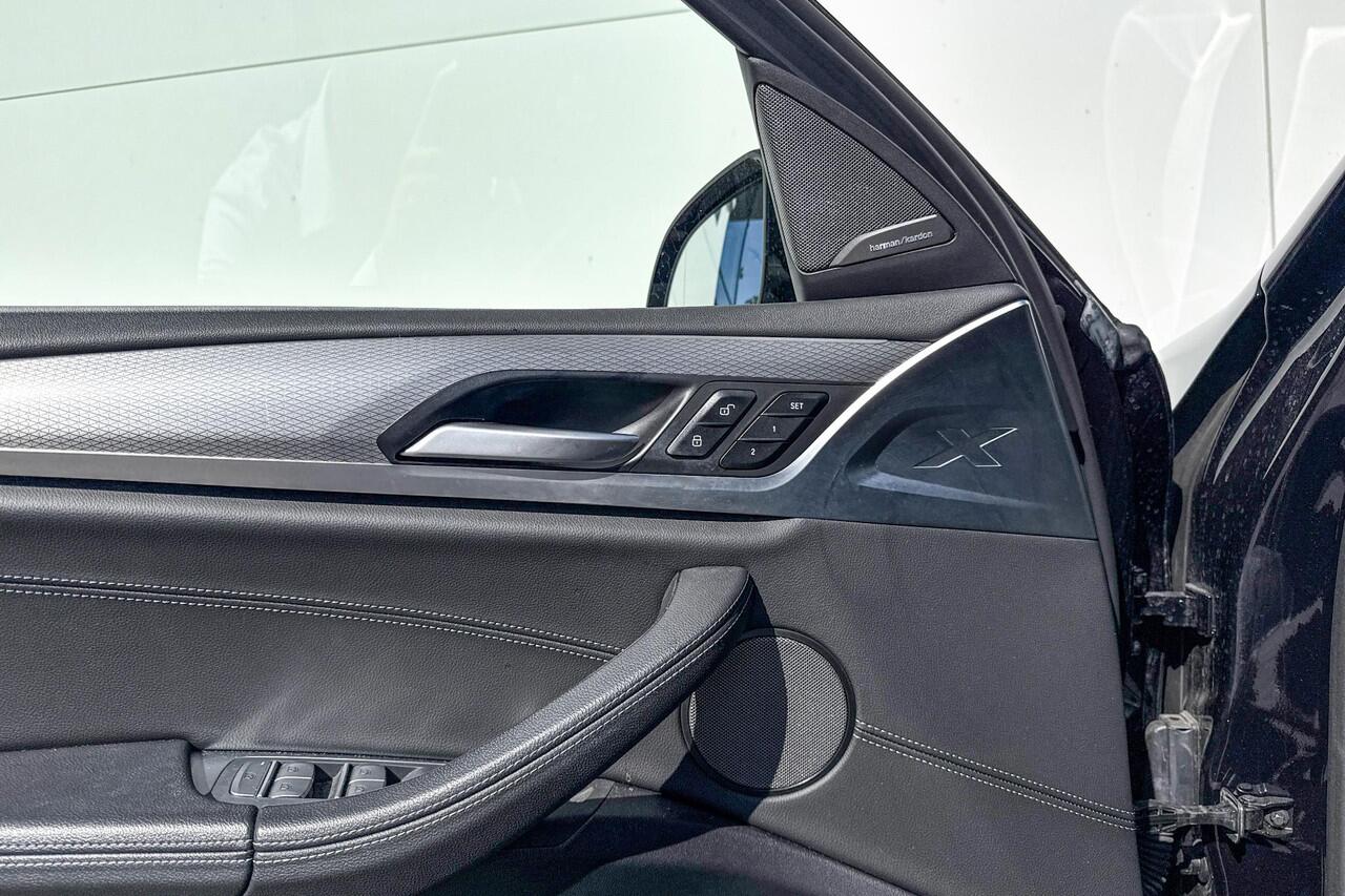 BMW X4 xDrive20i High Executive Edition