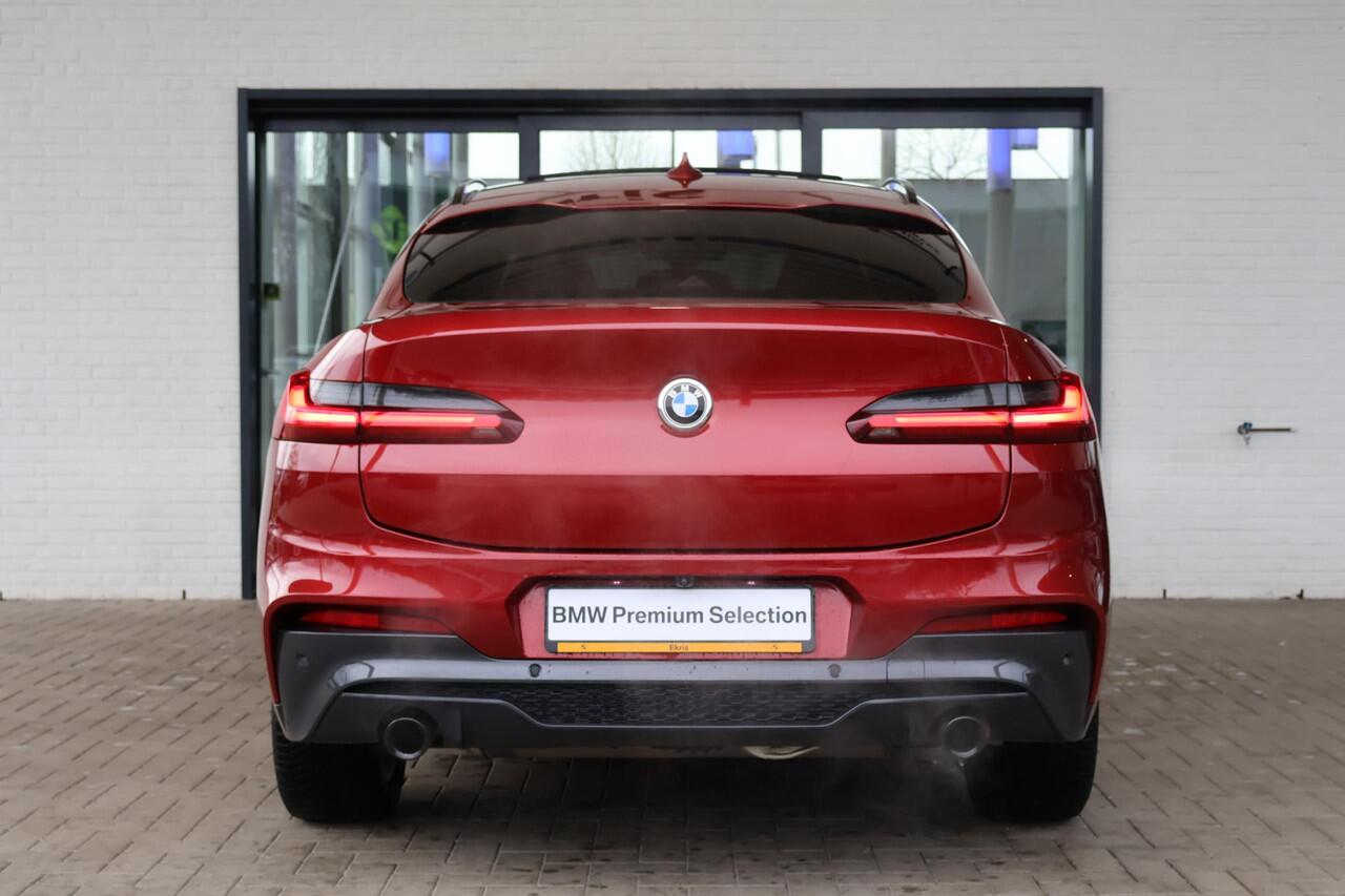 BMW X4 xDrive20i High Executive | M Sport | Trekhaak | Voorstoelen Verwarmd