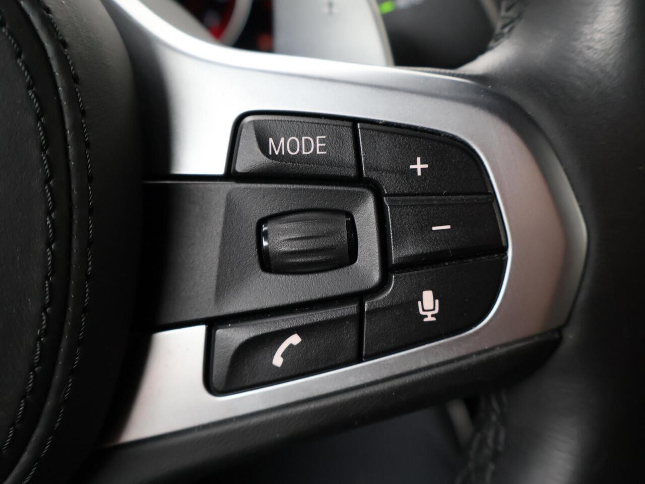 BMW X4 xDrive20i High Executive Edition | 184 PK | Automaat | Multifunctioneel stuurwiel | Stoelverwarming | 360 camera |