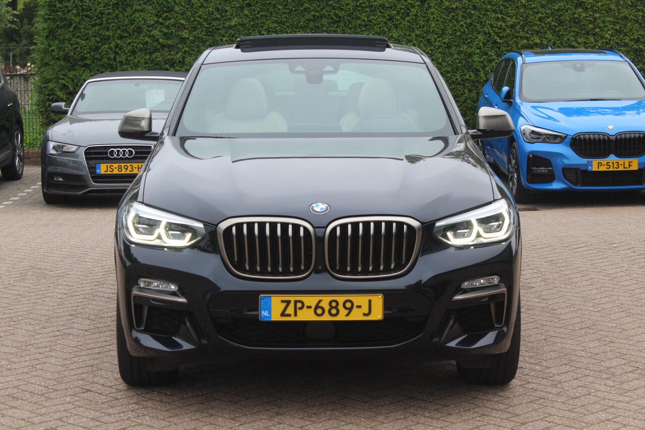 BMW X4 M40i High Executive / Trekhaak / Panoramadak / Camera / Head-up / Luxe Leder / 21'' / Harman Kardon / Navigatie / Stuur+Stoelverwarming / DAB / Dodehoek / Cruise Control