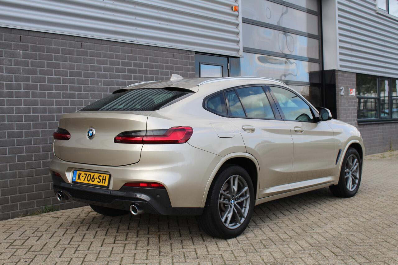 BMW X4 xDrive20i High Executive M Sport / HUD / Keyless