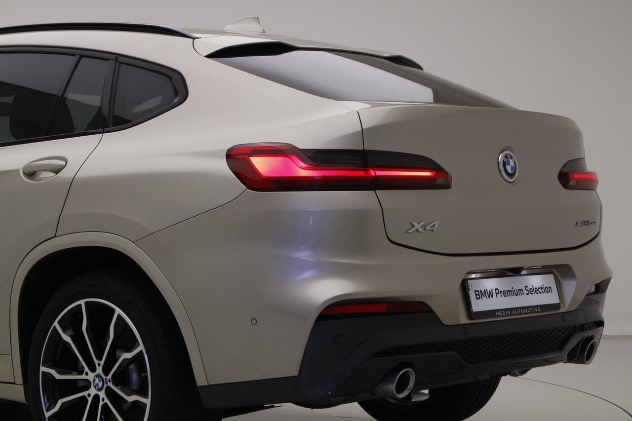BMW X4 xDrive20i M-Sport | 19 inch | Camera | Trekhaak | Active Cruise Control