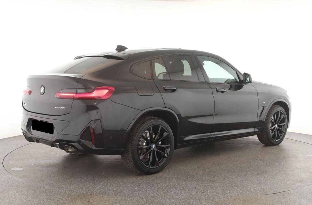 BMW X4 xDrive30d M Sport 286 PK ACC Live Cockpit 20 Inch Panoramadak Sportstoelen