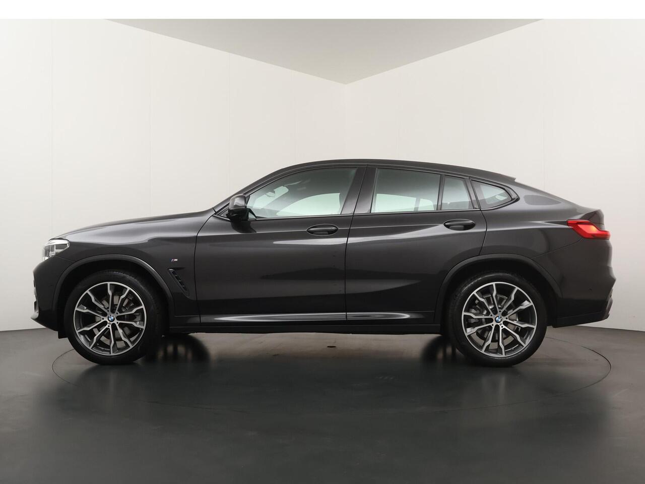 BMW X4 xDrive20i High Executive Edition | M Sportpakket | Trekhaak | Panoramadak |