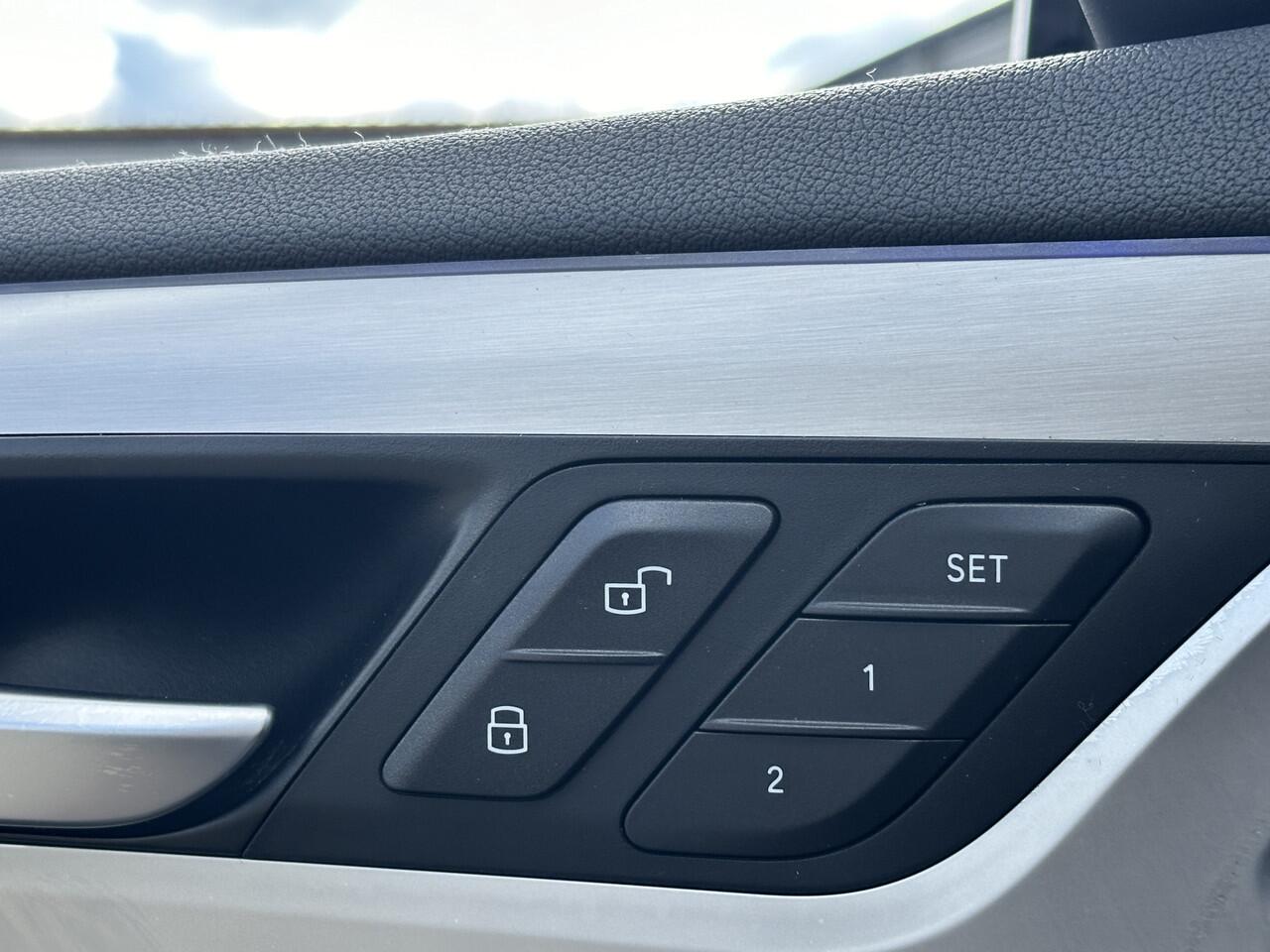 BMW X4 M40i High Executive | 360 camera | 21" M Velgen | Memory | Trekhaak