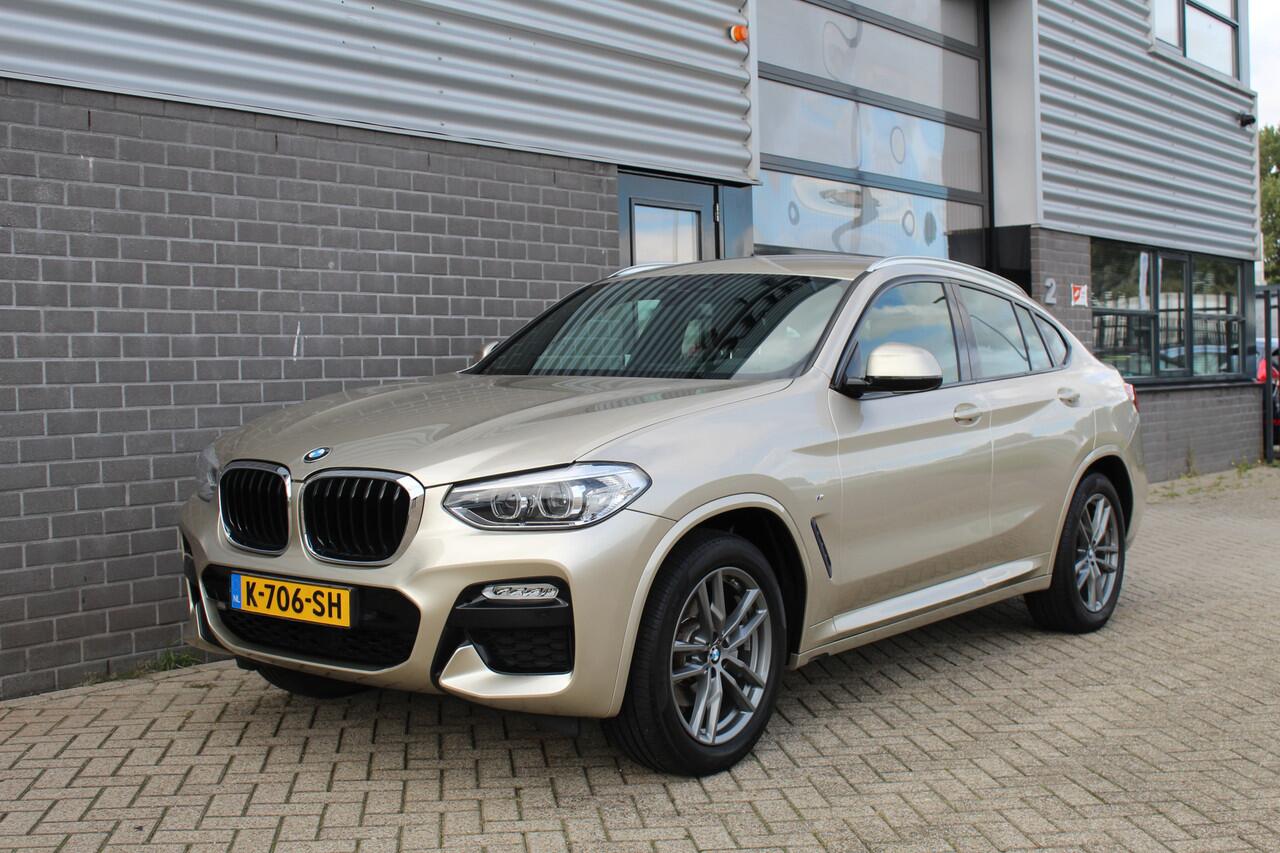BMW X4 xDrive20i High Executive M Sport / HUD / Keyless