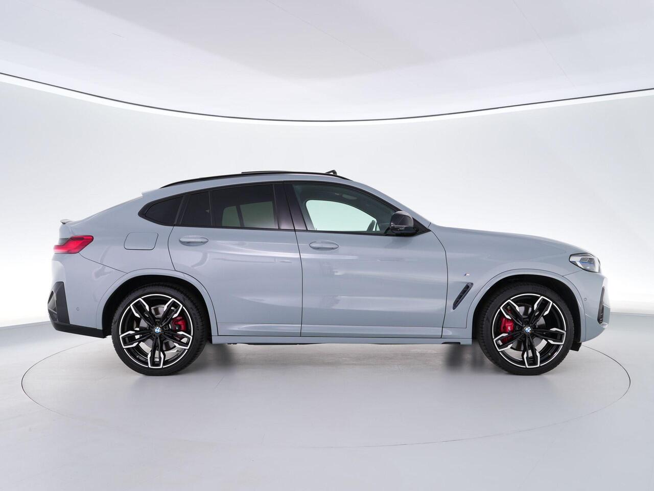 BMW X4 M40i xDrive 360pk High Executive |dealer onderhouden|M-sport|schuif/kantel dak|Harman&Kardon|Laser LED|memory|carbon interieur|trekhaak|shadow-line|Apple Carplay|21" lichtmetalen velgen|