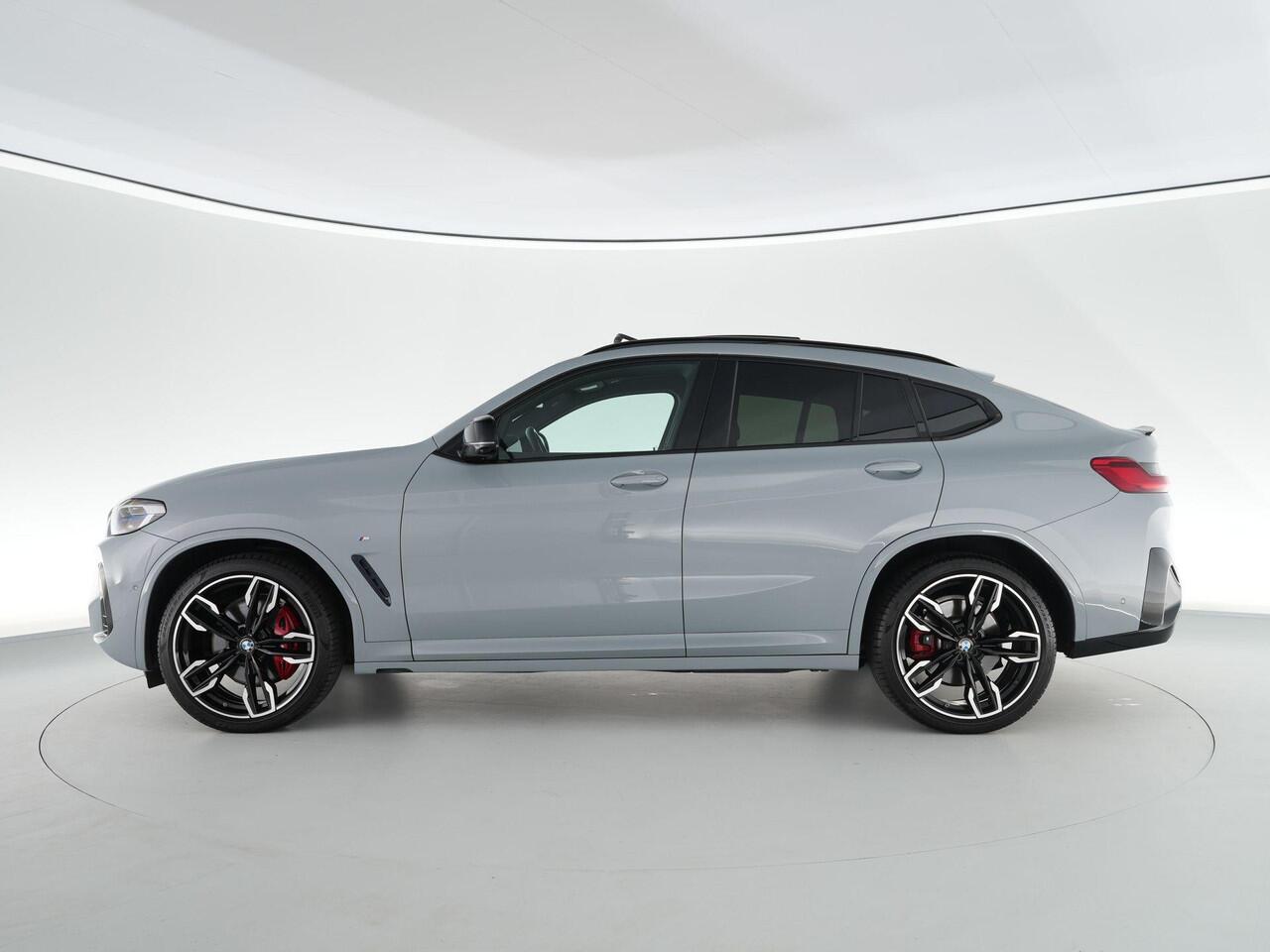 BMW X4 M40i xDrive 360pk High Executive |dealer onderhouden|M-sport|schuif/kantel dak|Harman&Kardon|Laser LED|memory|carbon interieur|trekhaak|shadow-line|Apple Carplay|21" lichtmetalen velgen|