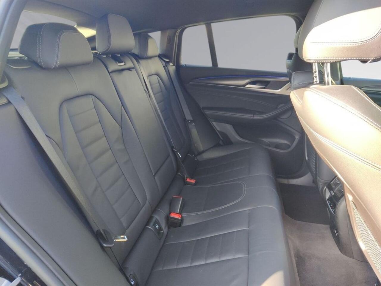 BMW X4 xDrive30d M Sport 286 PK ACC Head-Up Live Cockpit Harman Kardon Sportstoelen