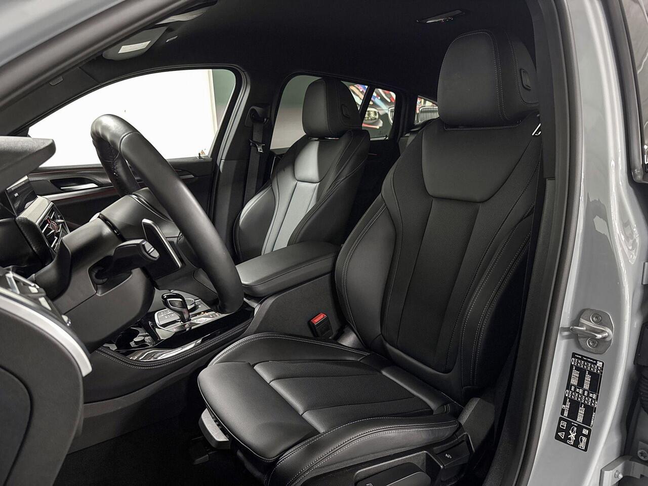 BMW X4 xDrive20i l M-Sport M-Sport | Adaptive Led | Parking Assistant | Selections