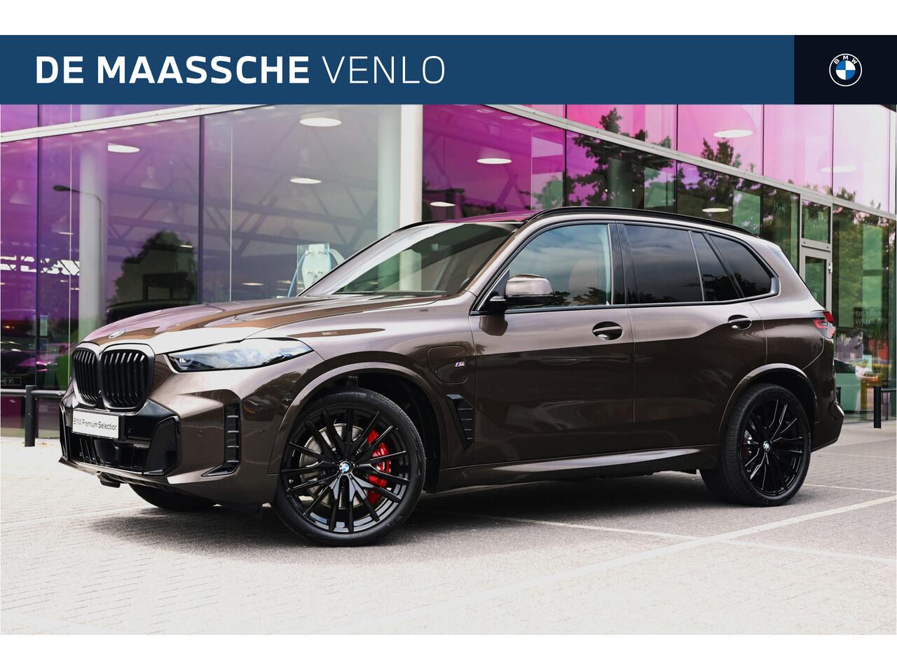 BMW X5 xDrive50e High Executive M Sport Automaat / Panoramadak Sky Lounge / Trekhaak / Massagefunctie / Bowers & Wilkins / Parking Assistant Professional / Soft-Close / Active Steering