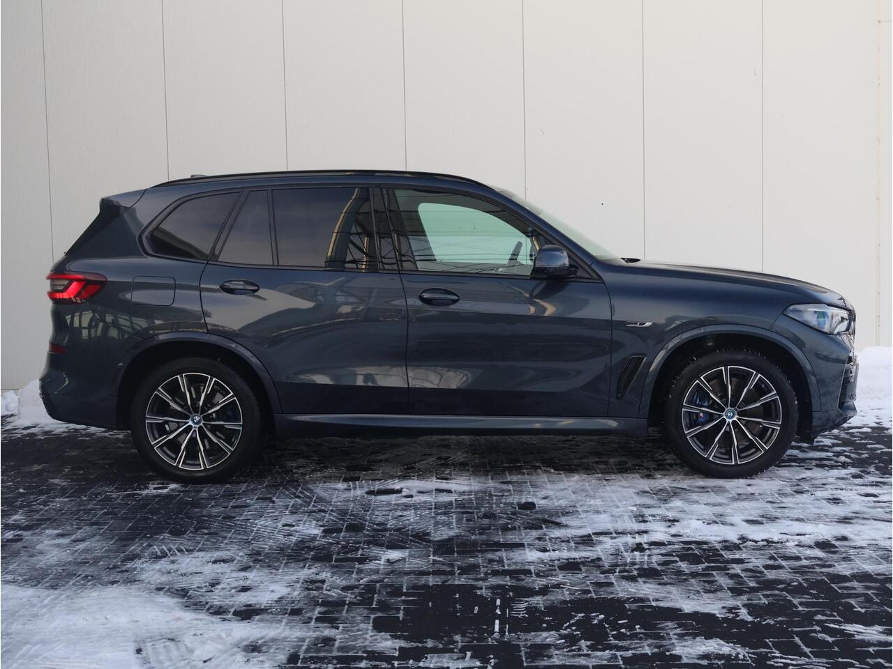 BMW X5 xDrive45e High Executive M Sportpakket/ Comfort Access/ Soft-Close/ Trekhaak/ Panoramadak/ Head-Up/ HiFi/ Driving Assistant Professional