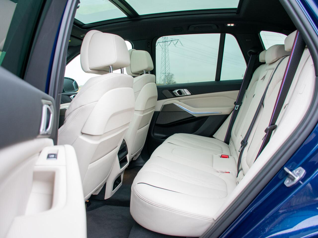 BMW X5 xDrive45e High Executive M-Sport Schuif-/kantel Pano | Harman Kardon | Comfort stoelen | Trekhaak | Adaptieve Cruise | 22''