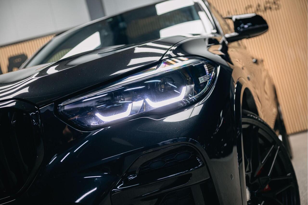 BMW X5 xDrive45e High Executive | Pano | Trekhaak | Luchtvering | Stoelverwarming |